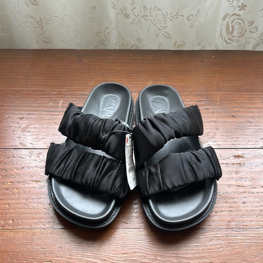 Zara Black Ruffled Slide Sandals 6.5/37 NWT